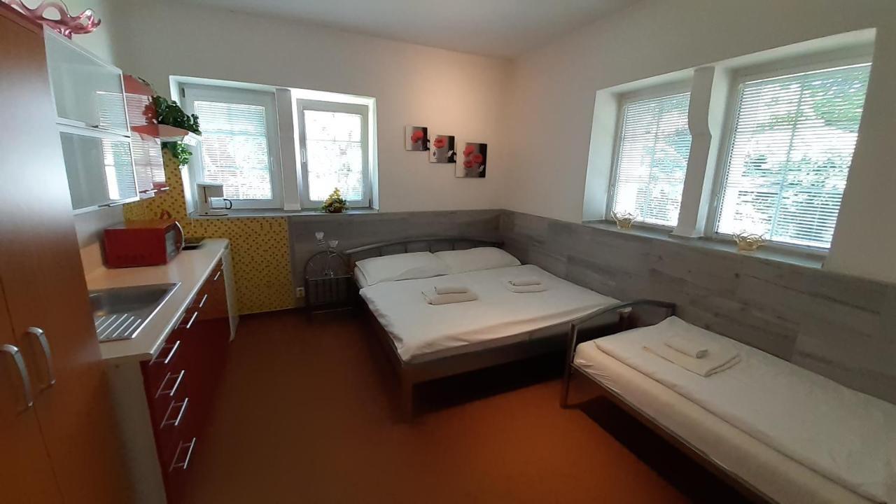 Resort Chribska Apartmany Adri Екстер'єр фото